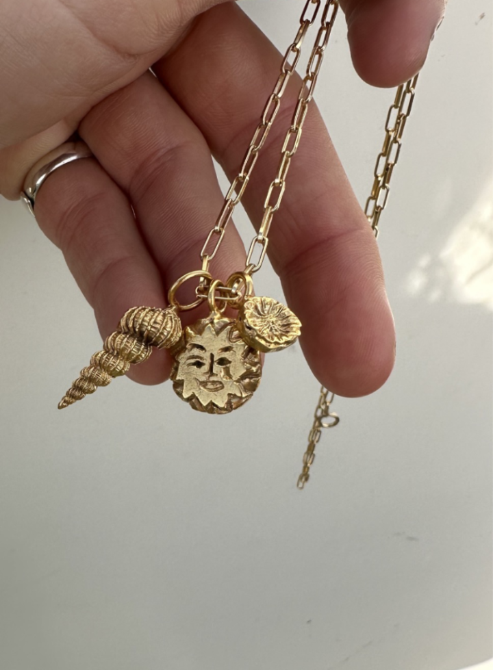 SPIRAL SHELL PENDANT | GOLD image 3