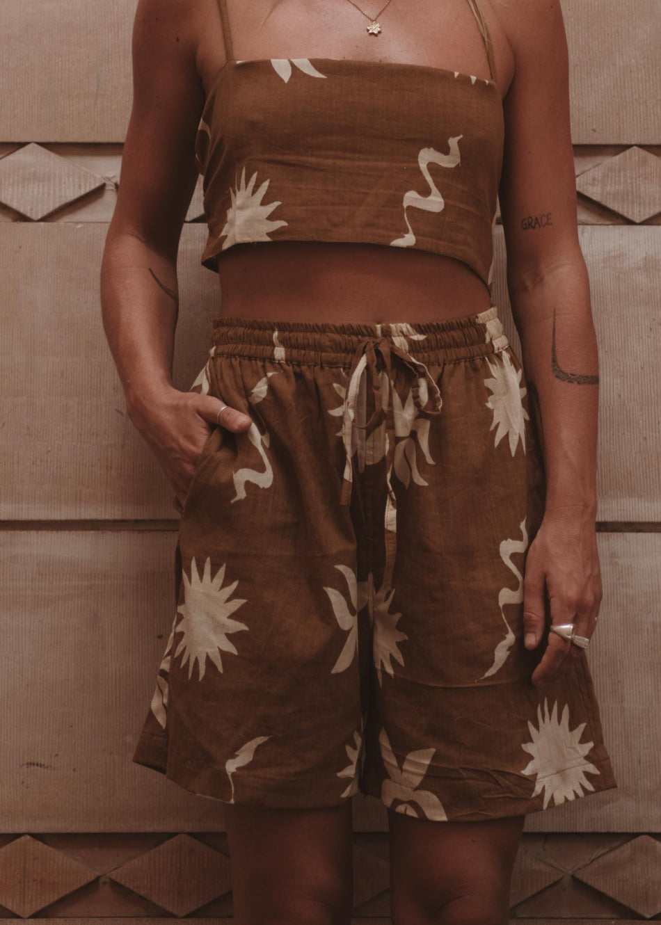 OLI SHORTIES | RUST PRINT image 0