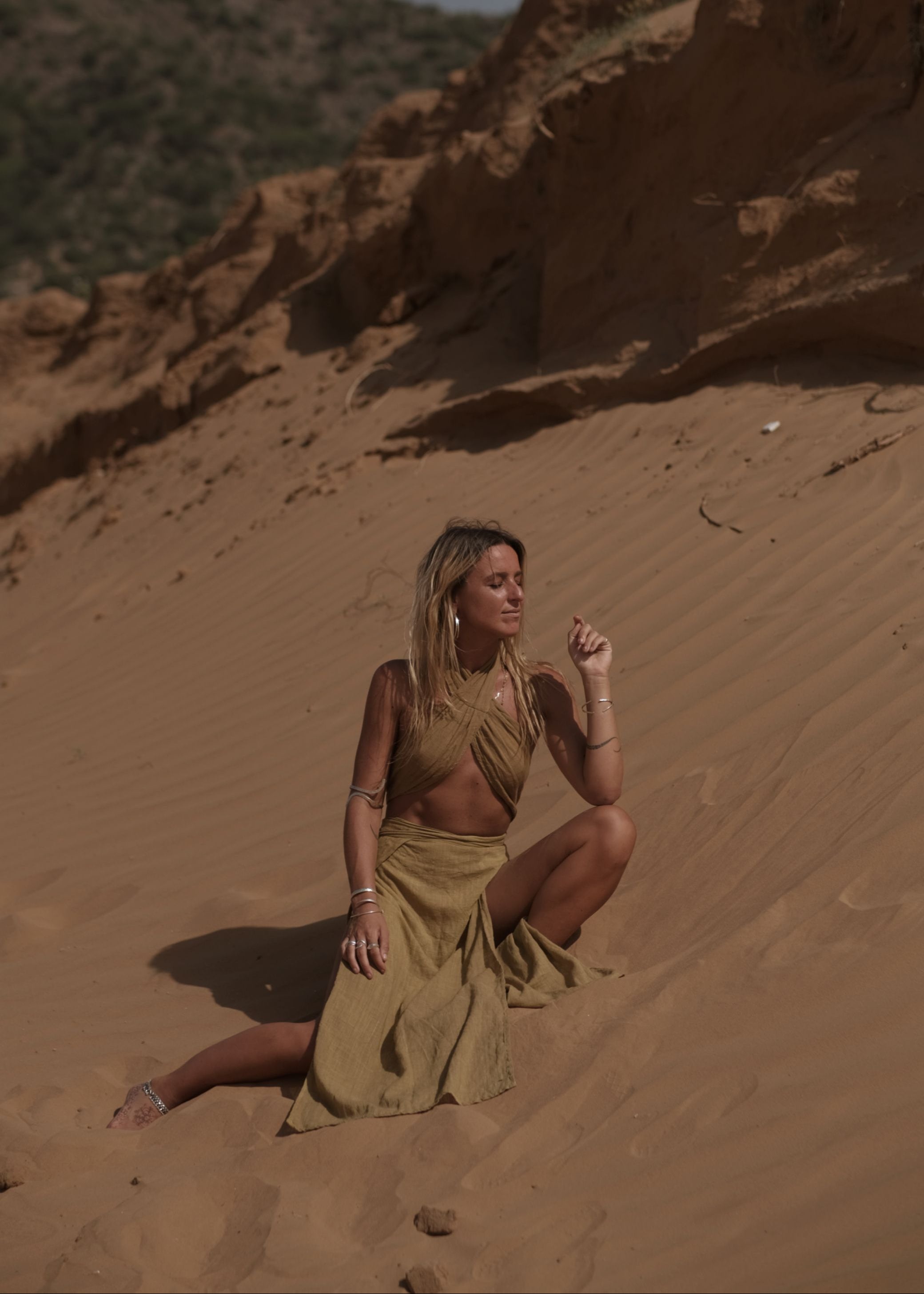 ISLA TOP | OLIVE image 3