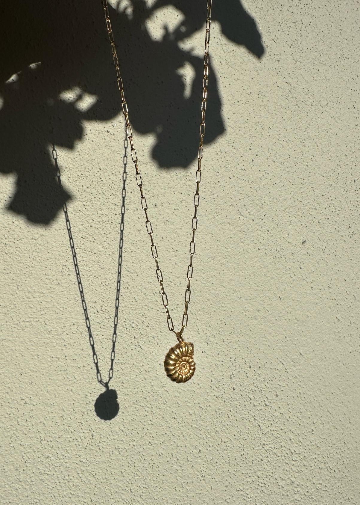 ARIEL PENDANT | GOLD image 11