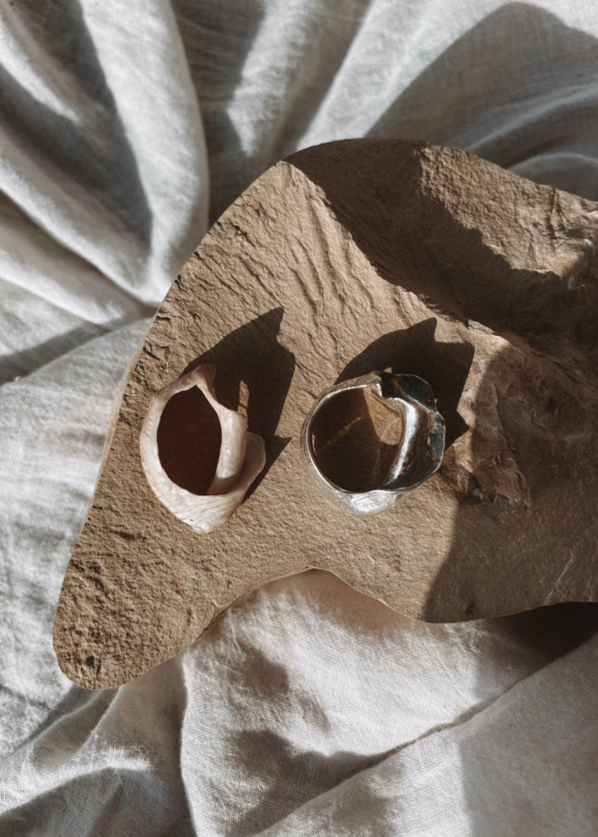 SHELL FRAGMENT RING image 1
