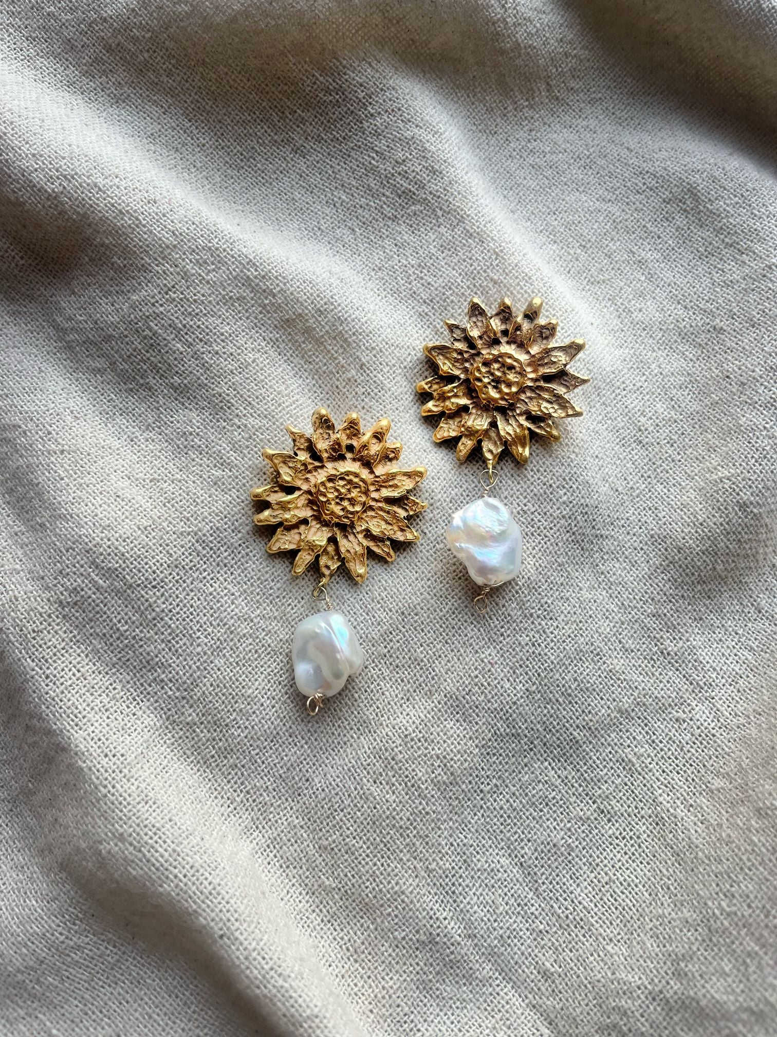 HACIA EARRINGS image 2