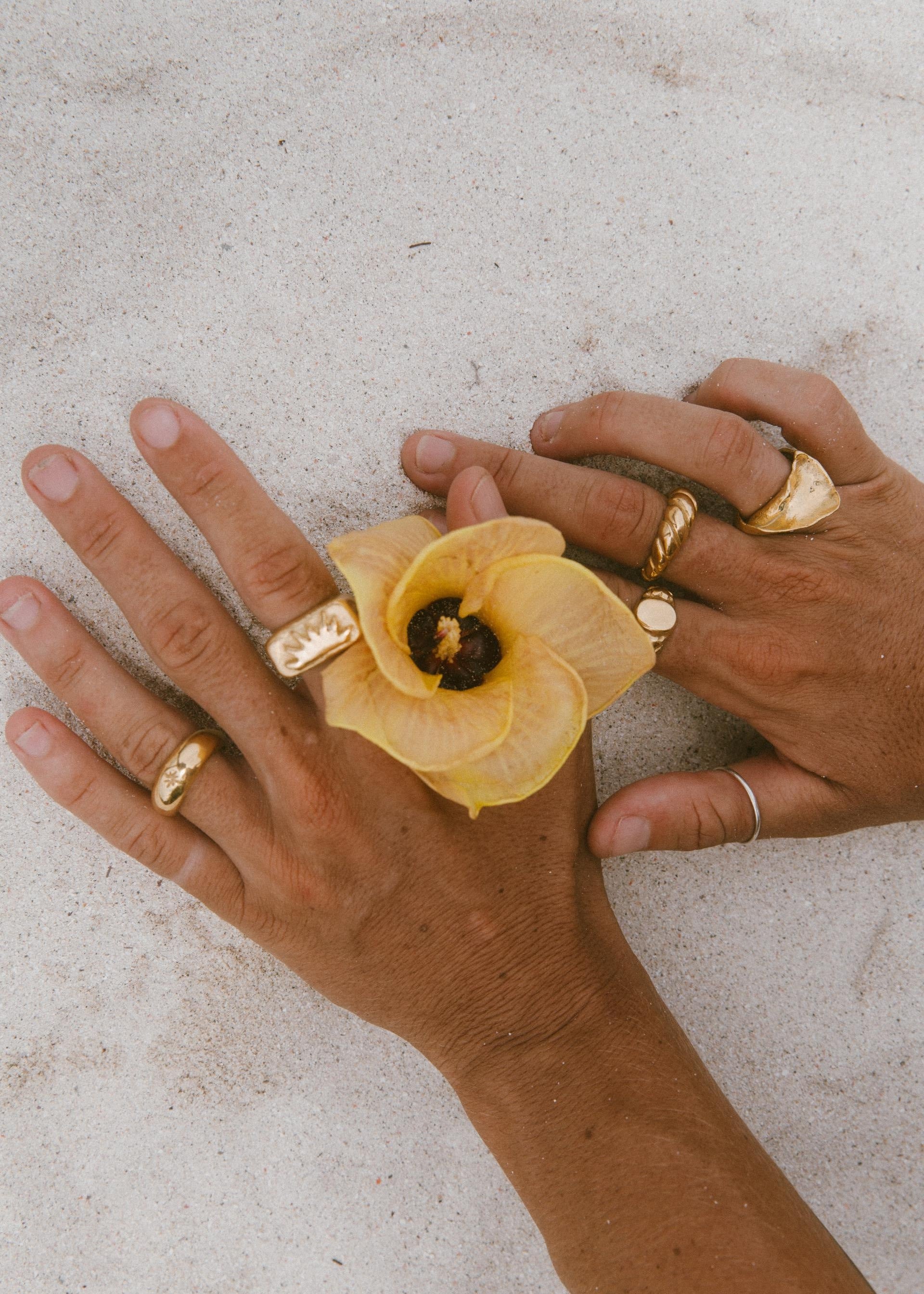 STARLIGHT RING | GOLD image 10