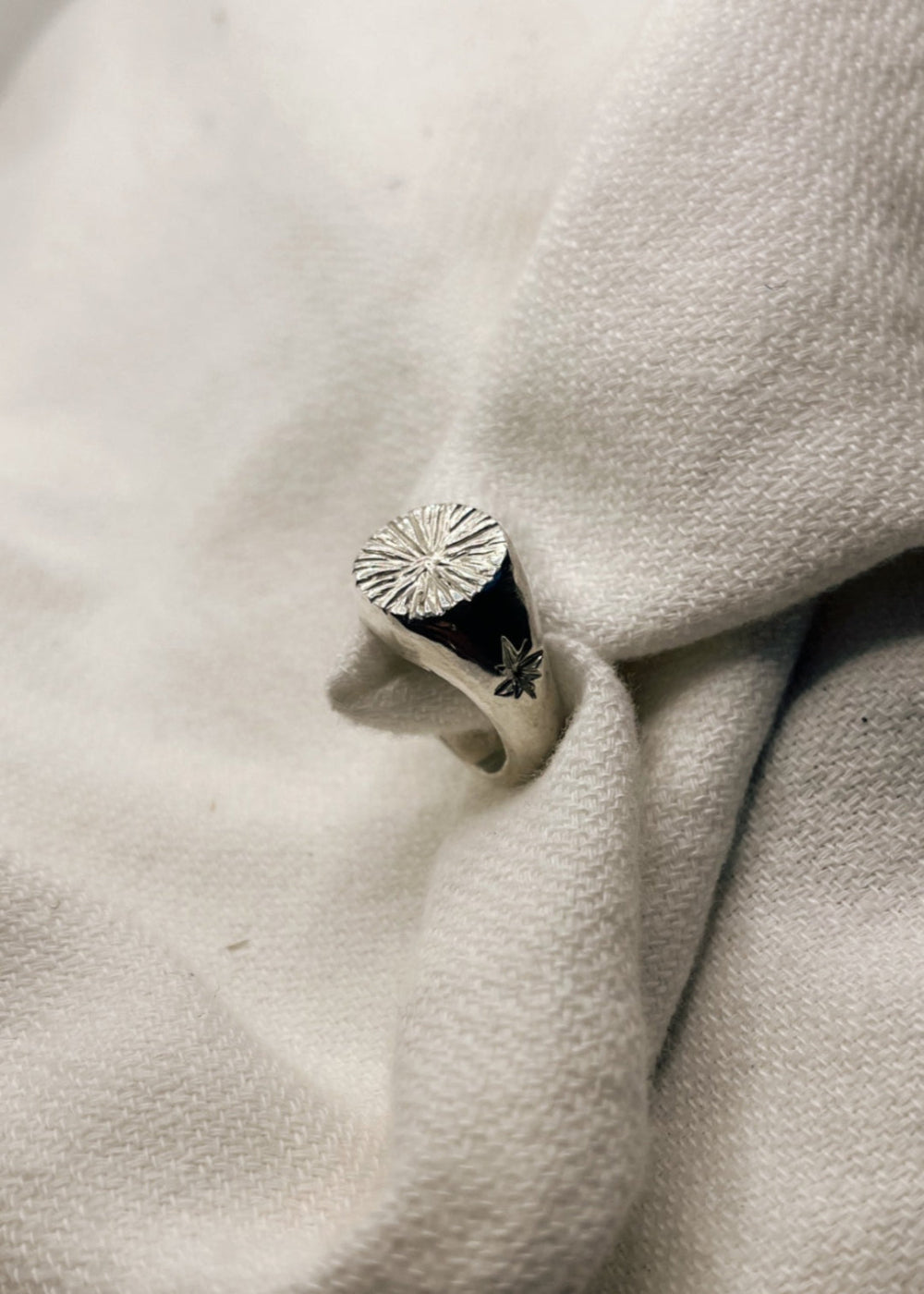 AYA SIGNET | SILVER image 0