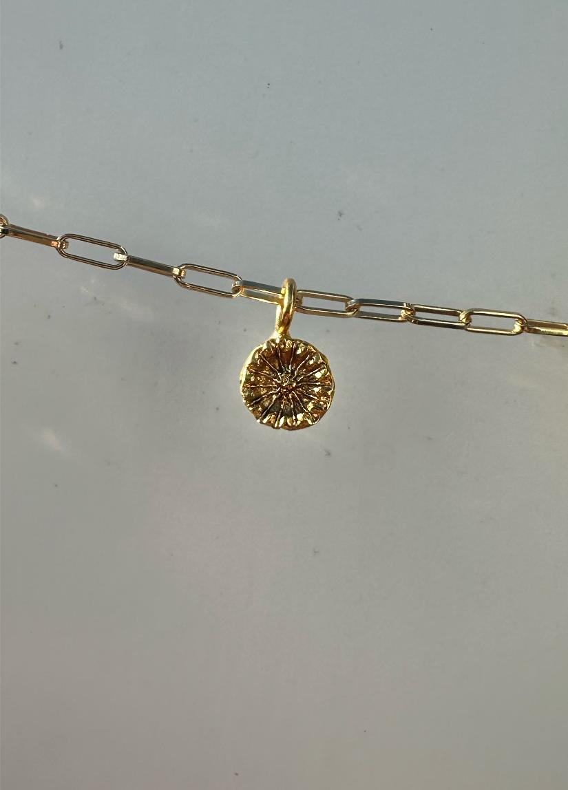 WILDFLOWER PENDANT | GOLD image 1