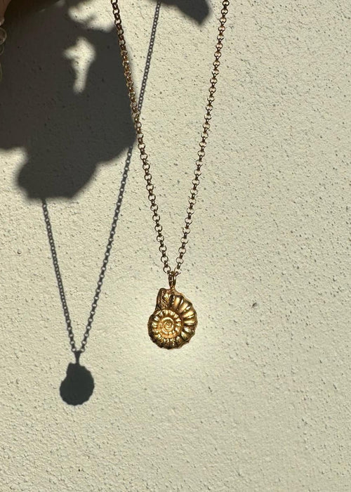 ARIEL PENDANT | GOLD image 4
