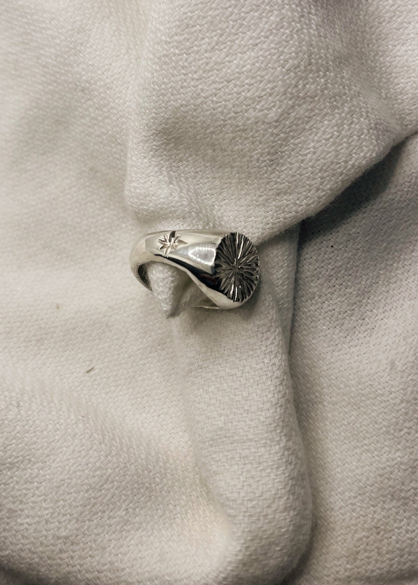 AYA SIGNET | SILVER image 2