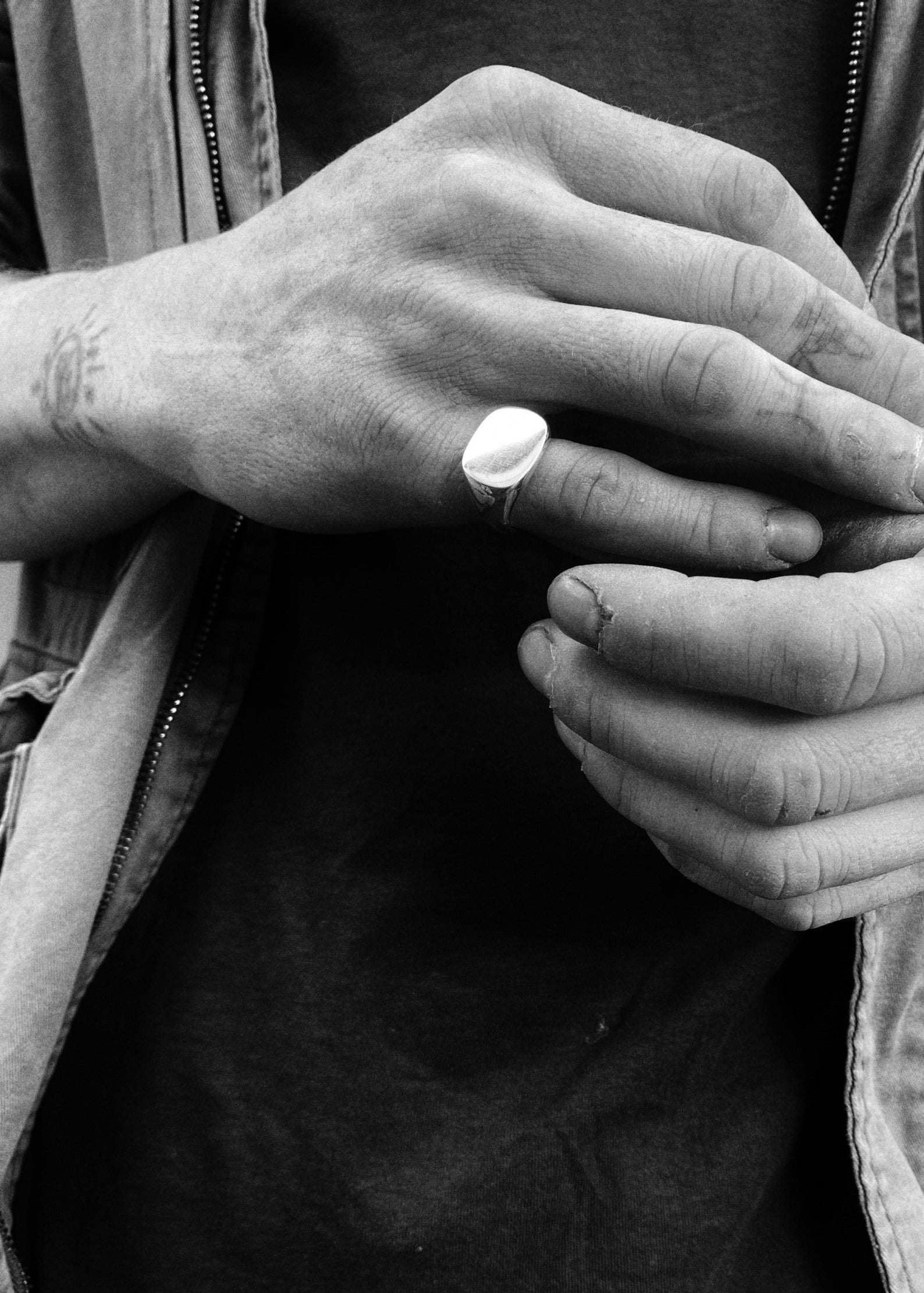 THE ORIGINAL SIGNET image 5