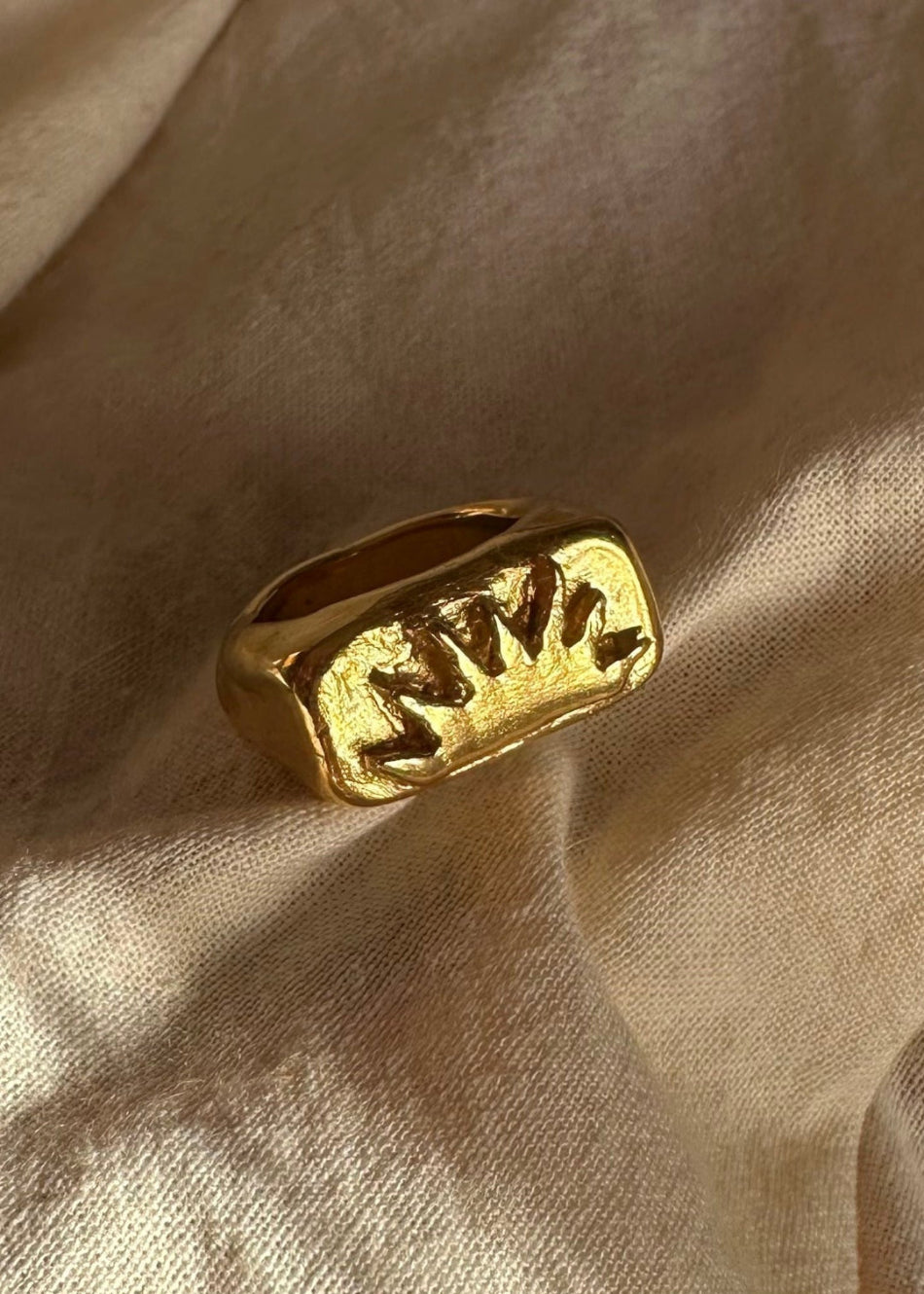 SUNRISE SIGNET | GOLD image 0