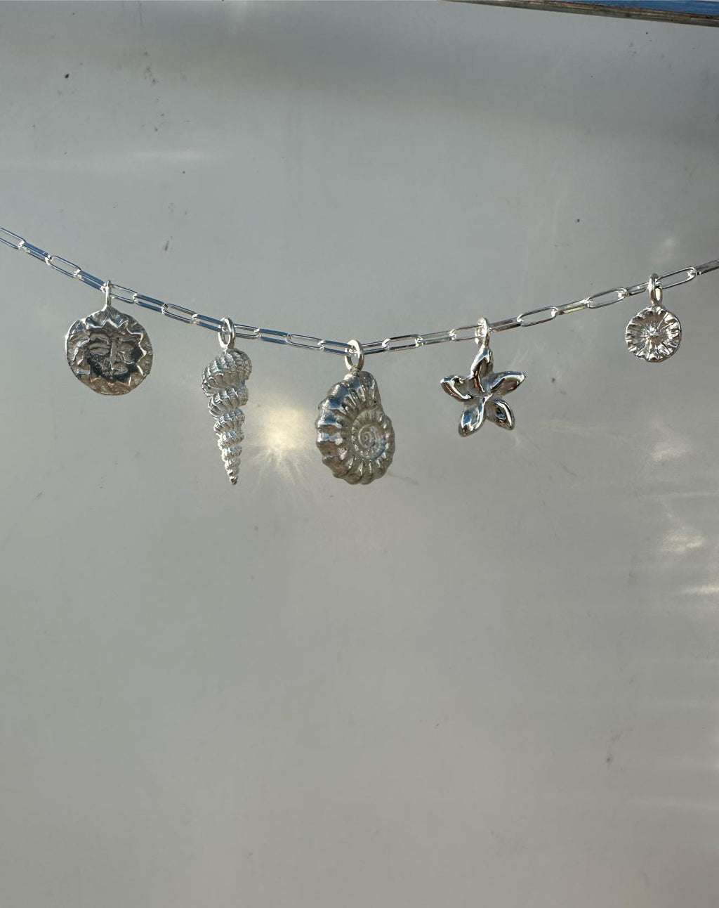 HAWAIIAN FLOWER PENDANT | SILVER image 6