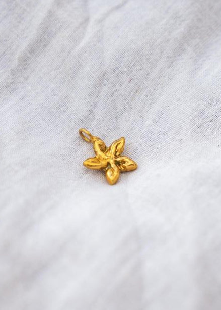 HAWAIIAN FLOWER HOOPS | GOLD image 2